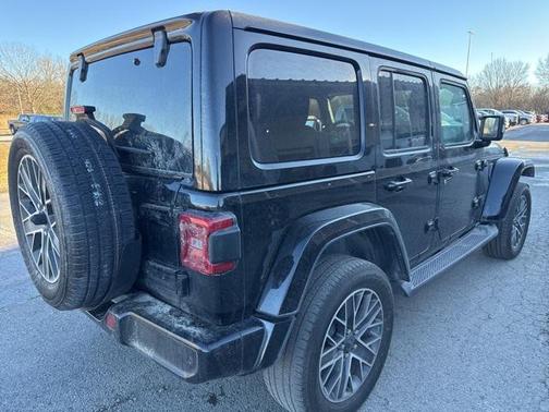 2023 Jeep Wrangler 4xe Sahara High Altitude