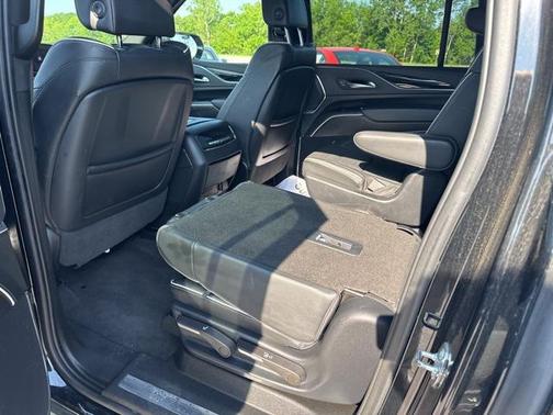 2023 Cadillac Escalade ESV Sport