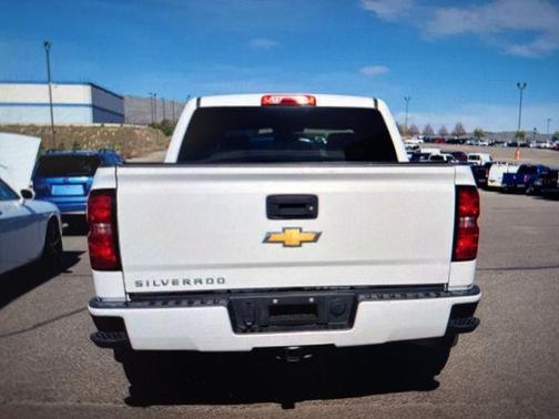 2018 Chevrolet Silverado 1500 Custom