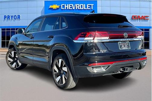 2024 Volkswagen Atlas Cross Sport 2.0T SE w/Technology 4MOTION