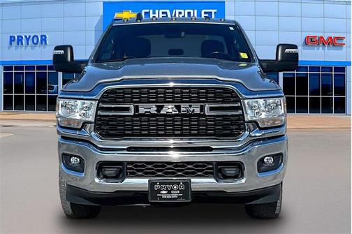 2023 RAM 2500 Big Horn Crew Cab 4x4 8' Box