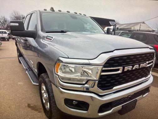 2023 RAM 2500 Big Horn Crew Cab 4x4 8' Box