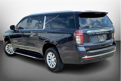2023 Chevrolet Suburban LT