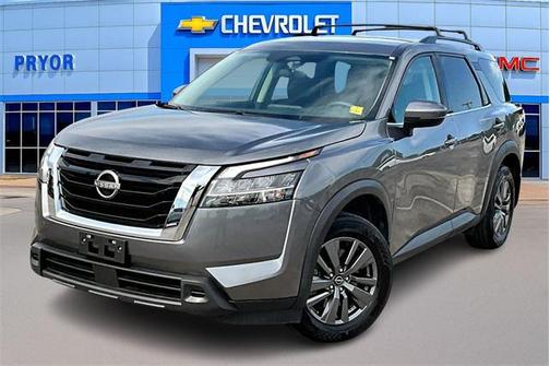 2022 Nissan Pathfinder SV 2WD