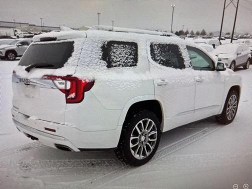 2020 GMC Acadia Denali