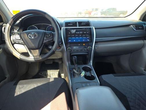 2015 Toyota Camry Hybrid LE