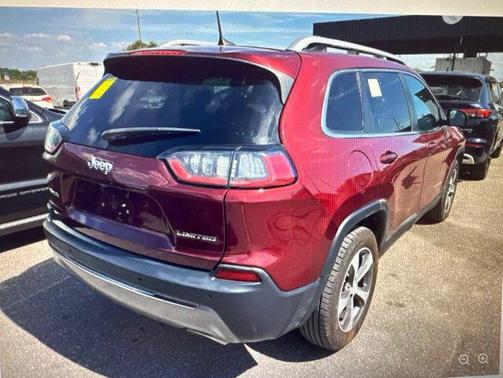 Velvet Red Pearlcoat 2019 Jeep Cherokee Limited
