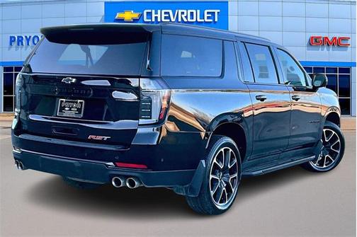 2025 Chevrolet Suburban RST