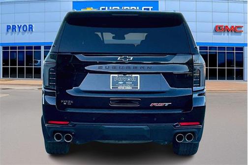 2025 Chevrolet Suburban RST