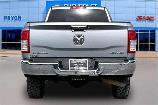 2021 RAM 2500 Big Horn Crew Cab 4x4 8' Box