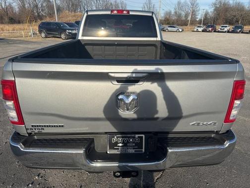 2021 RAM 2500 Big Horn Crew Cab 4x4 8' Box