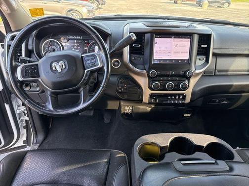 2022 RAM 2500 Laramie Crew Cab 4x4 6'4' Box