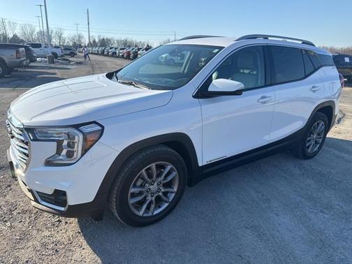 2022 GMC Terrain SLT