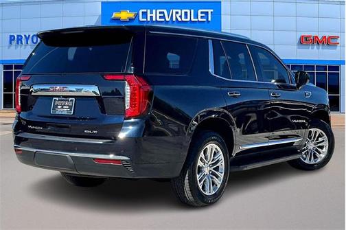 2022 GMC Yukon SLT