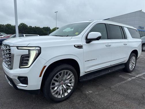 Summit White 2025 GMC Yukon XL Denali