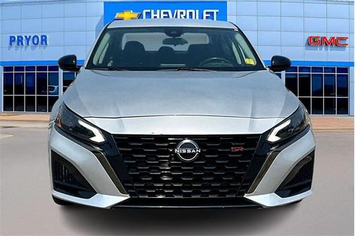2023 Nissan Altima SR FWD