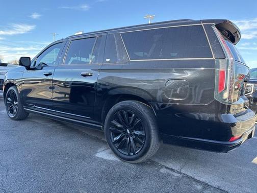 2022 Cadillac Escalade ESV Sport