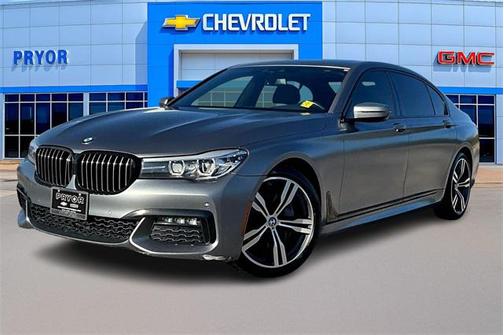 2019 BMW 740 740i