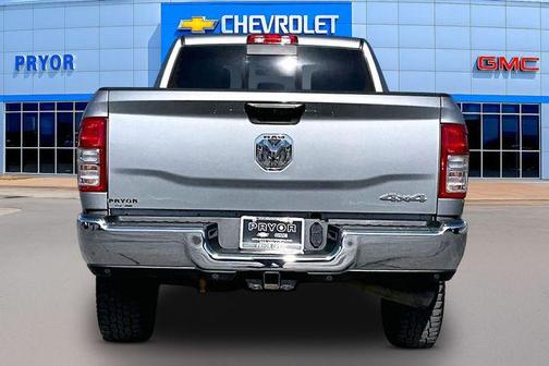 2021 RAM 3500 Tradesman Crew Cab 4x4 8' Box