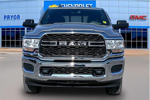 2021 RAM 3500 Tradesman Crew Cab 4x4 8' Box