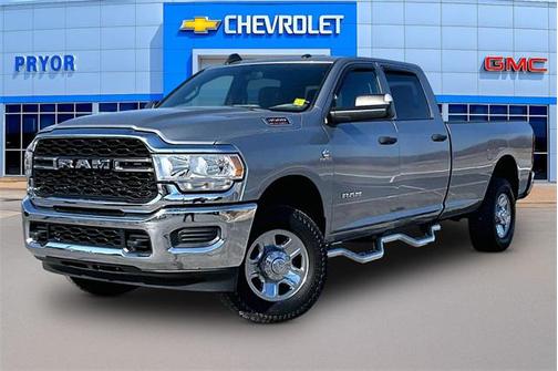 2021 RAM 3500 Tradesman Crew Cab 4x4 8' Box