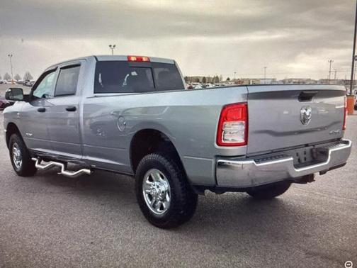 2021 RAM 3500 Tradesman Crew Cab 4x4 8' Box