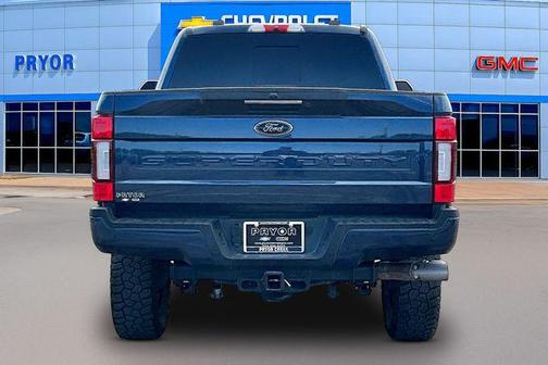 BLUE JEANS METALLIC 2020 Ford F-350 Lariat