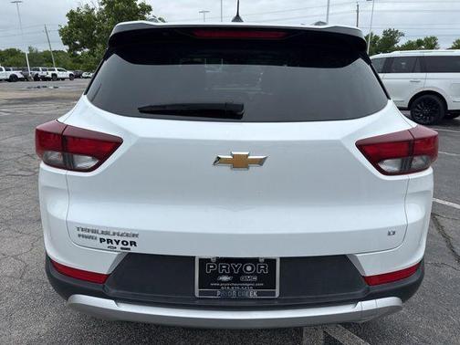 Summit White 2025 Chevrolet Trailblazer LT