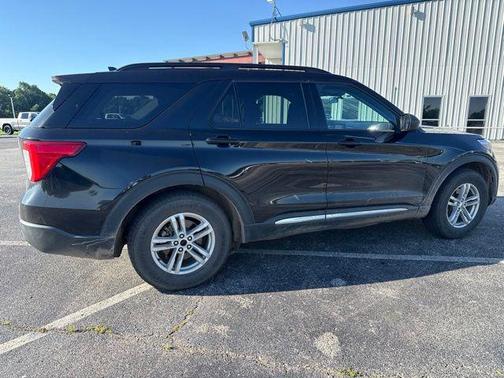 Agate Black Metallic 2022 Ford Explorer XLT
