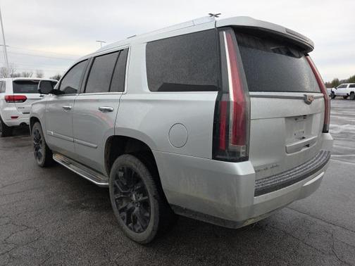 2016 Cadillac Escalade Luxury