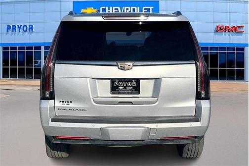 2016 Cadillac Escalade Luxury