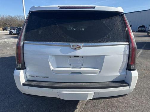 2017 Cadillac Escalade ESV Premium Luxury