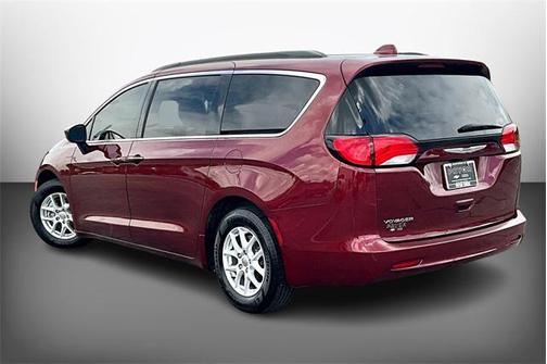 2020 Chrysler Voyager LXI