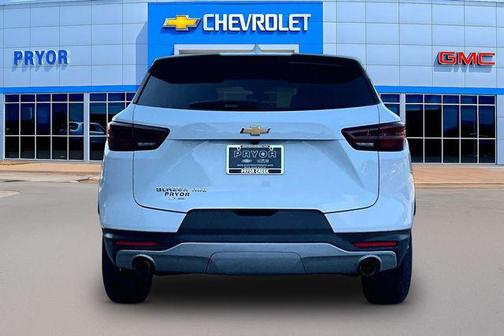 Summit White 2025 Chevrolet Blazer 2LT