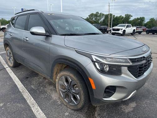 Steel Gray 2024 Kia Seltos S