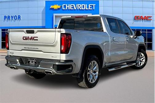 2022 GMC Sierra 1500 SLT