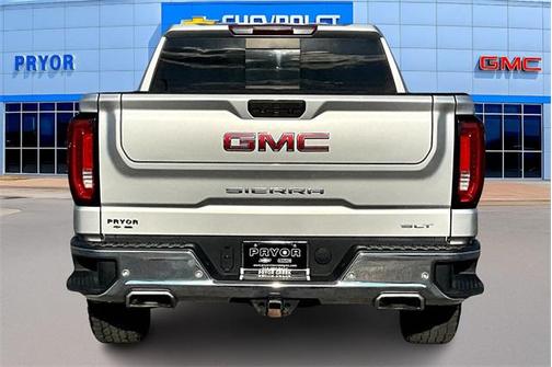 2022 GMC Sierra 1500 SLT