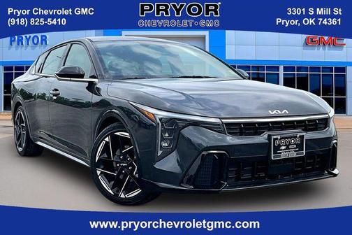 Interstellar Gray 2025 Kia K4 GT-Line