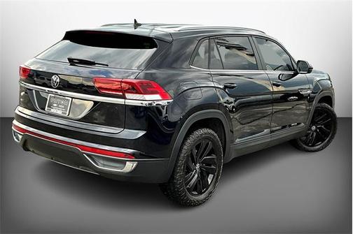 2023 Volkswagen Atlas Cross Sport 2.0T SE w/Technology