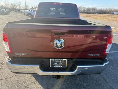 2021 RAM 2500 Big Horn Crew Cab 4x4 6'4' Box