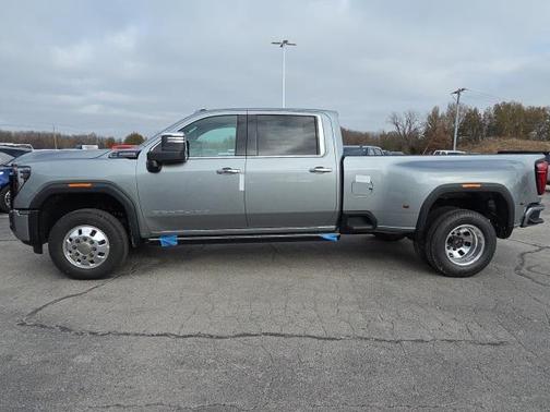 2026 GMC Sierra 3500 Denali