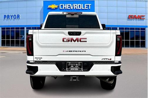 2024 GMC Sierra 2500 AT4