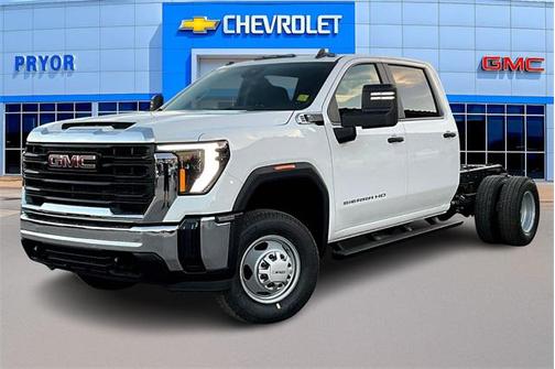 2026 GMC Sierra 3500 Base