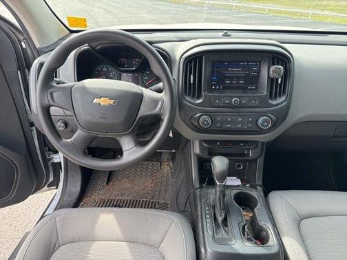 Summit White 2022 Chevrolet Colorado WT