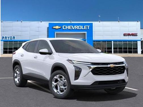 2025 Chevrolet Trax LS
