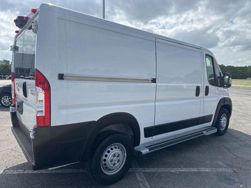 Bright White Clearcoat 2025 RAM ProMaster 2500 Tradesman