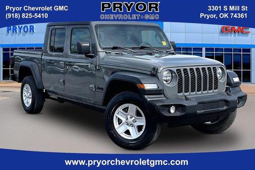 Sting-Gray Clearcoat 2020 Jeep Gladiator Sport S