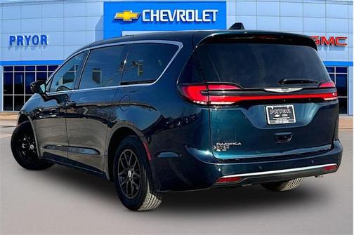 2025 Chrysler Pacifica L