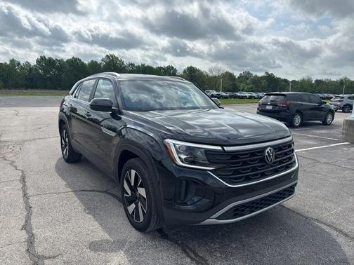 2024 Volkswagen Atlas Cross Sport 2.0T SE w/Technology 4MOTION
