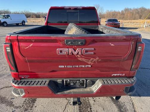 2024 GMC Sierra 2500 AT4